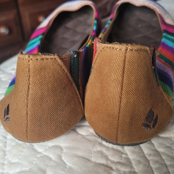 Reef Rainbow Stripe Ballet Flats Coth Shoes Size 6.5 - Picture 5 of 6